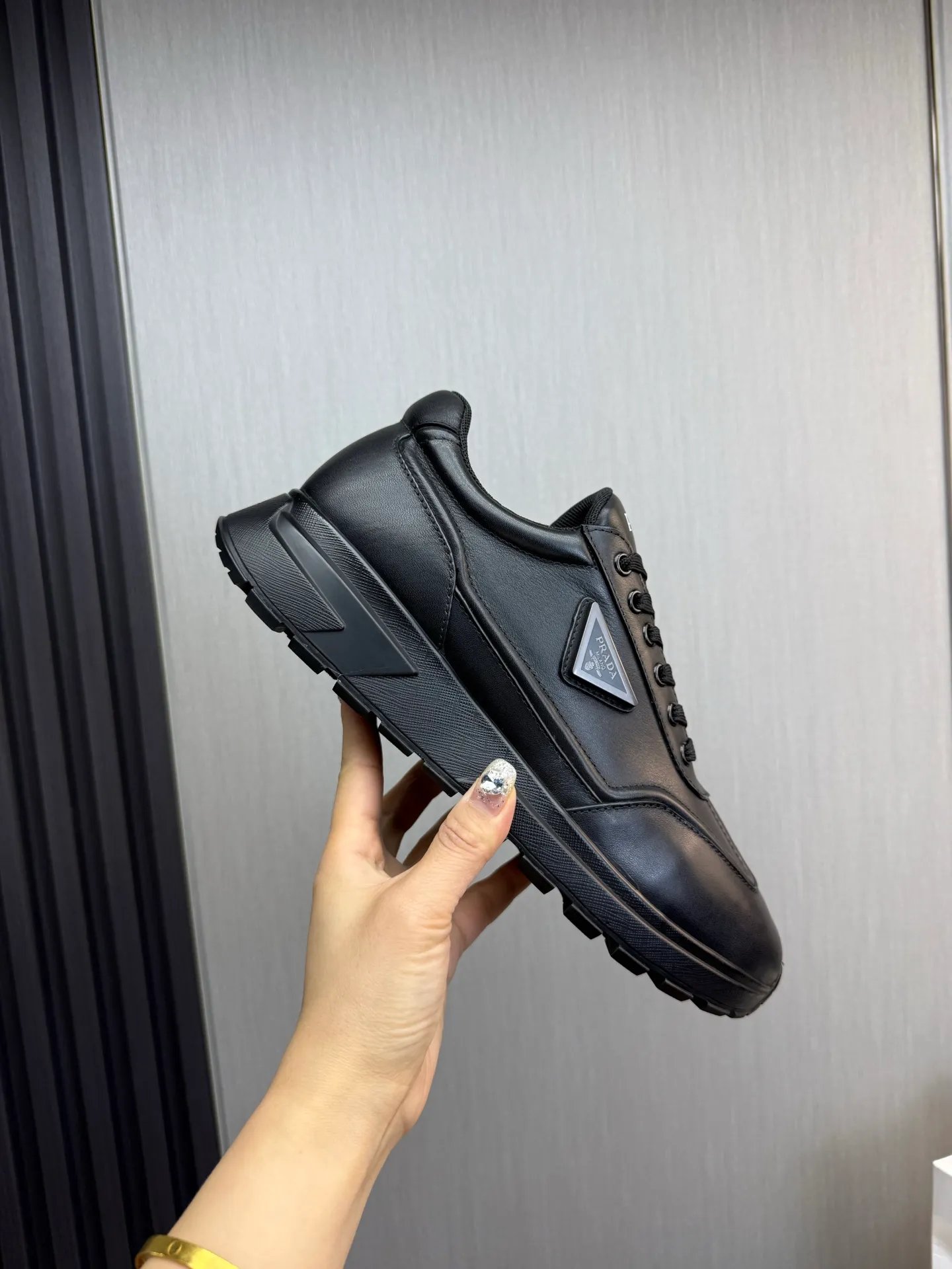 Factory price 640💰 [PRADA] Popular items in men's shoe counters, synchronized with the official website, 1 high-quality shipment ✔️Original cowhide + cowhide lining, 1🆚1 replica, original sole, 38-45 (45 customized, non-refundable)